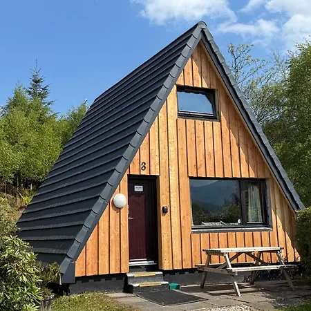 1 Bedroom Cabin With Mountain & Loch Views - Quiet Location Between Glencoe & Ben Nevis Onich Exterior photo