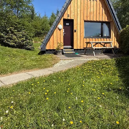 1 Bedroom Cabin With Mountain & Loch Views - Quiet Location Between Glencoe & Ben Nevis Onich Exterior photo